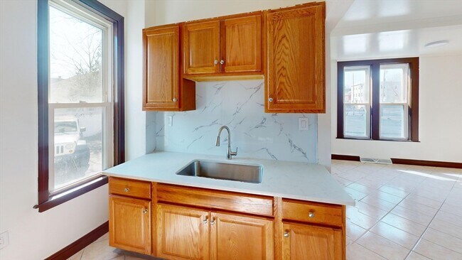 Foto del edificio - 45 Henry Ave