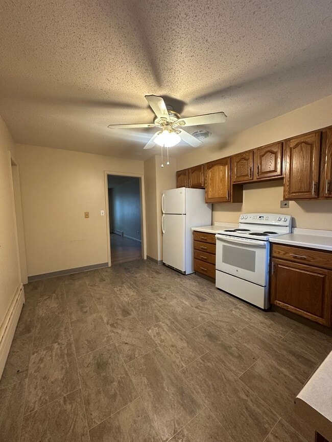 Building Photo - Hawthorne