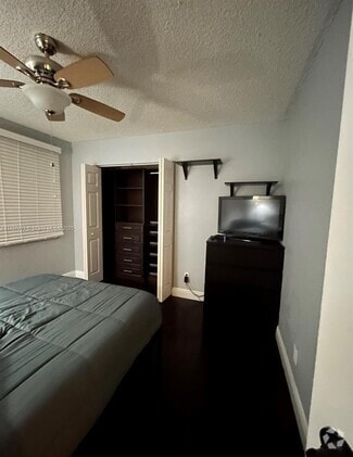 Building Photo - 2010 NW 188th Ave