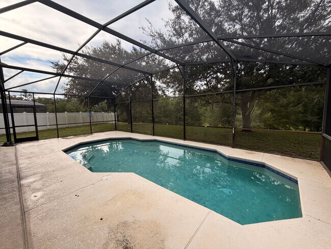 Foto del edificio - 519 Aldridge Ln