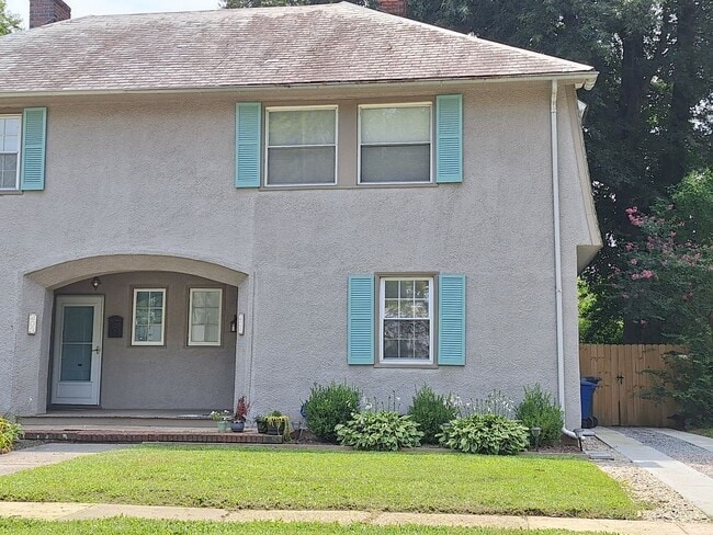 Photo - 205 Piez Ave House