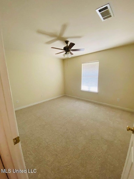 Building Photo - 473 Mockingbird Cir