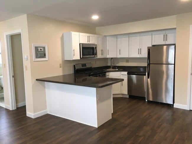Building Photo - Tor View Village Apartments