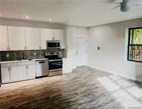 Building Photo - 25 W Hartsdale Ave