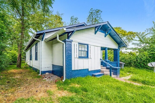 Foto del edificio - 968 52nd Pl N