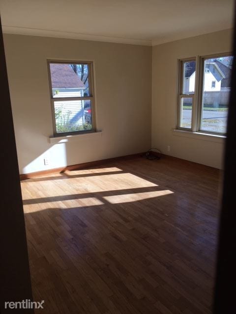 Building Photo - 3 br, 1 bath House - 2016 Houghton Ave