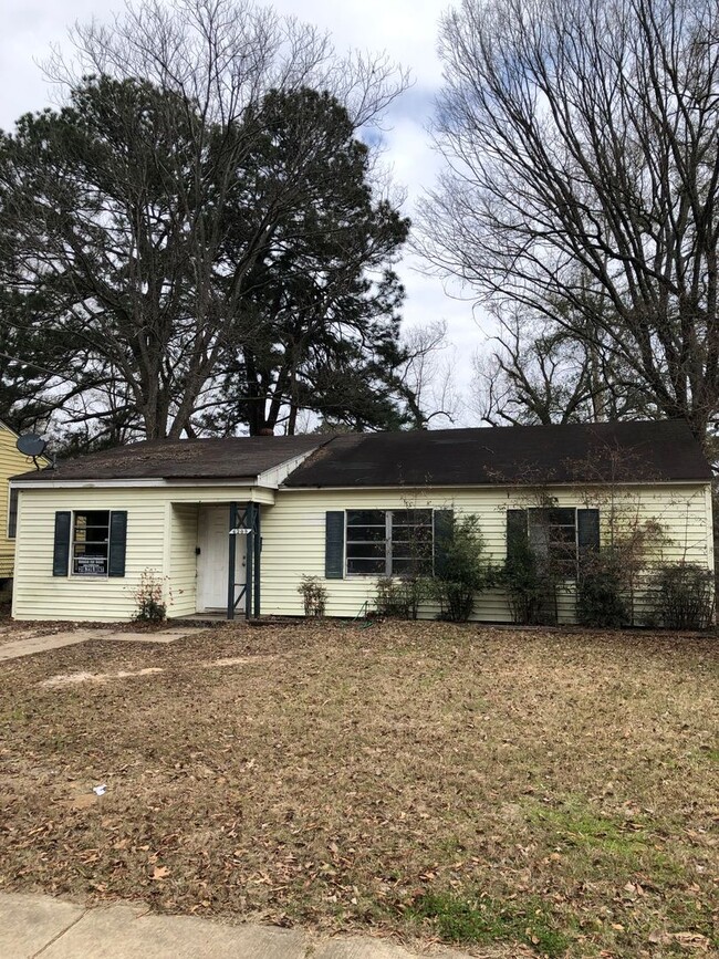 Building Photo - Sunset Acres! 3 bed/ 1 bath.