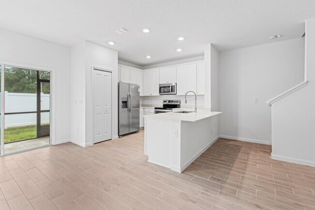 Foto del edificio - 698 NW 126th Terrace