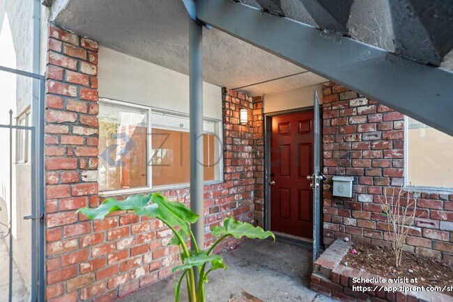 Foto del edificio - 669 33rd St