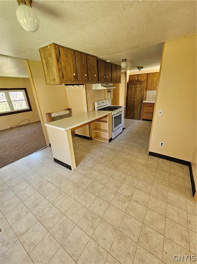 Foto del edificio - 9193 US-11