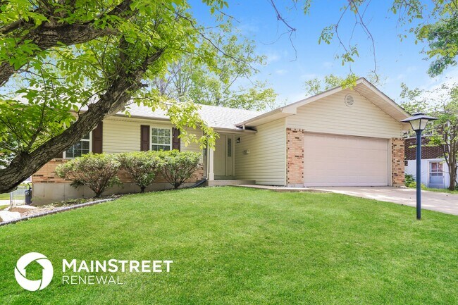 Building Photo - 14 Cantabrian Ct