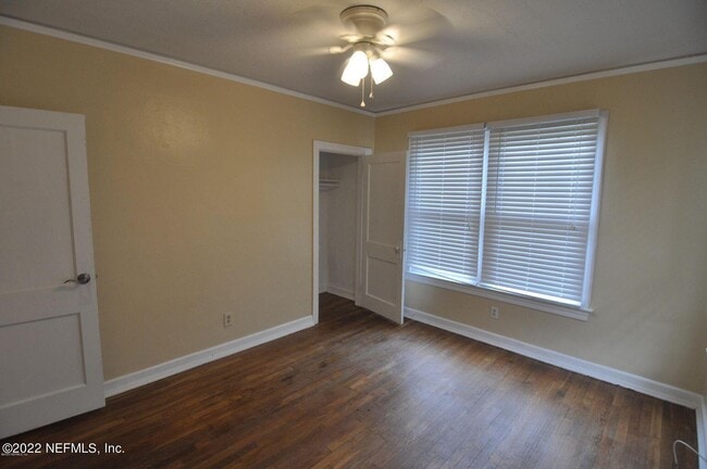 Building Photo - 7730 Lorain St