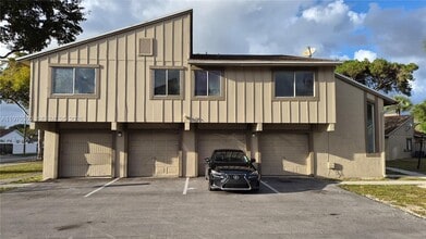 Building Photo - 2224 NW 58th Ave