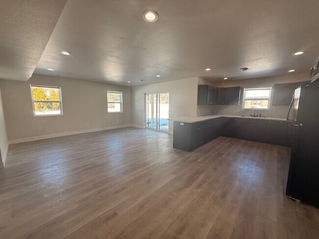 Foto del edificio - 2810/2812 16th St S