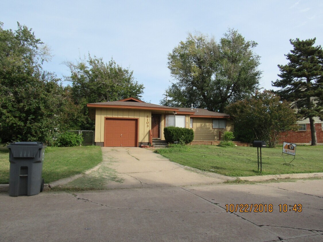 Foto principal - GREAT STARTER HOME!! PETS NEGOTIABLE WITH ...