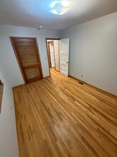 Building Photo - 402 Cumberland Ave