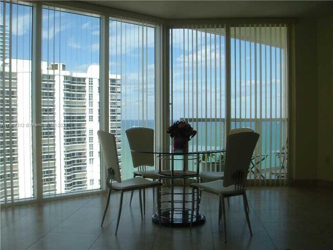 Building Photo - 16699 Collins Ave