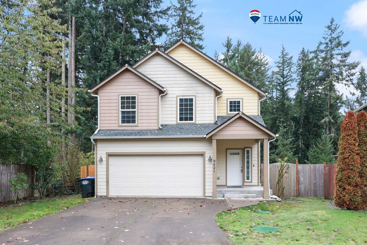 Primary Photo - Move in Ready! A/C 4 bedroom home in North...