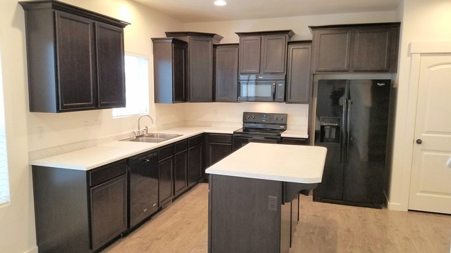 Building Photo - 13369 S Stone Hayes Ct