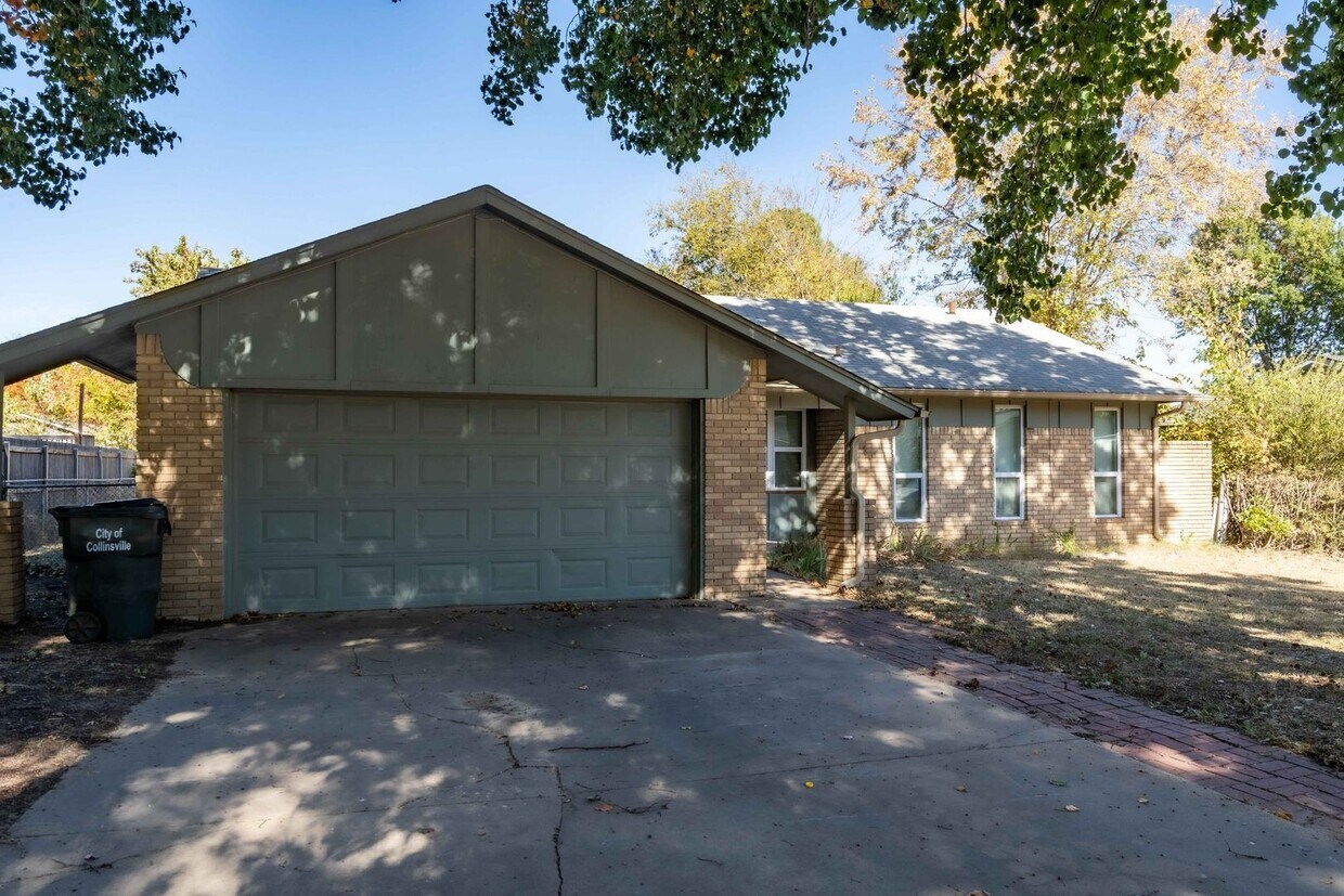 Primary Photo - 3 Bed / 1.5 Bath in Collinsville!