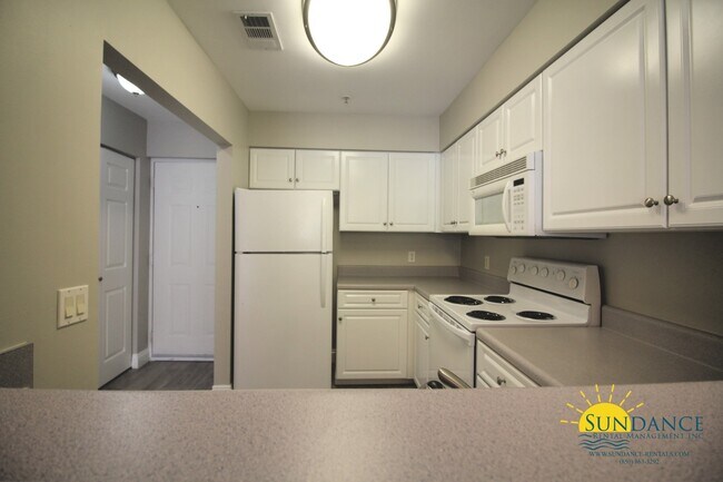 Building Photo - Beautiful 2 Bedroom Unit in Bluewater Bay