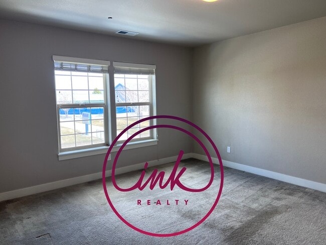 Building Photo - 1144 Montevideo Circle ~ $2300 3 Bed/2.5 B...