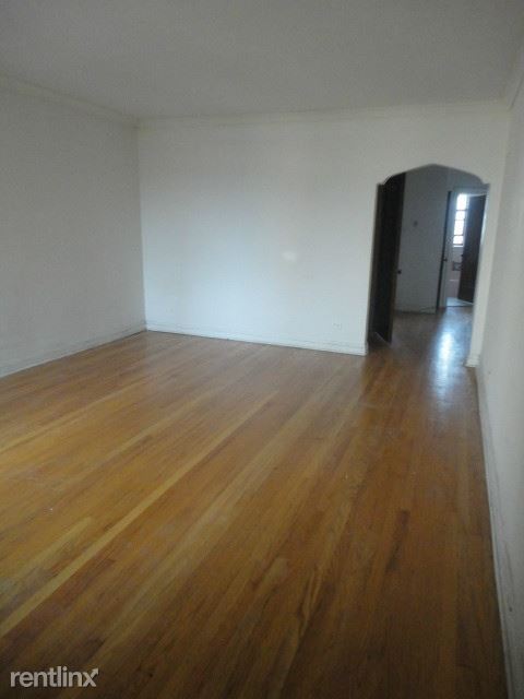 Foto del edificio - 2542 W Summerdale Ave