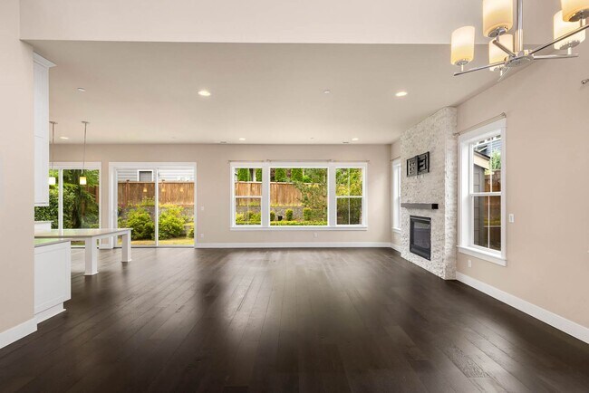 Foto del edificio - Beautiful Redmond Home with Gourmet Kitchen, Guest Suite & Luxurious Primary Retreat