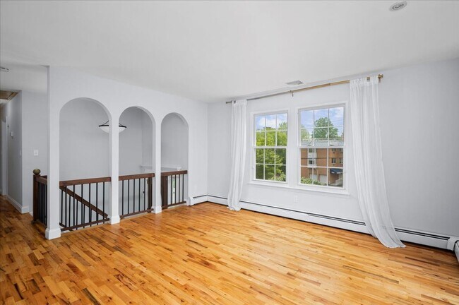 Foto del edificio - Heathcote Hill neighborhood 3 Bedroom 2 Ba...