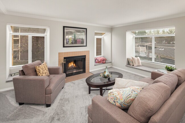 Foto del edificio - 7382 West Lake Sammamish Parkway Northeast