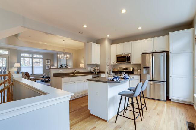 Building Photo - 3676 Madison Watch Way