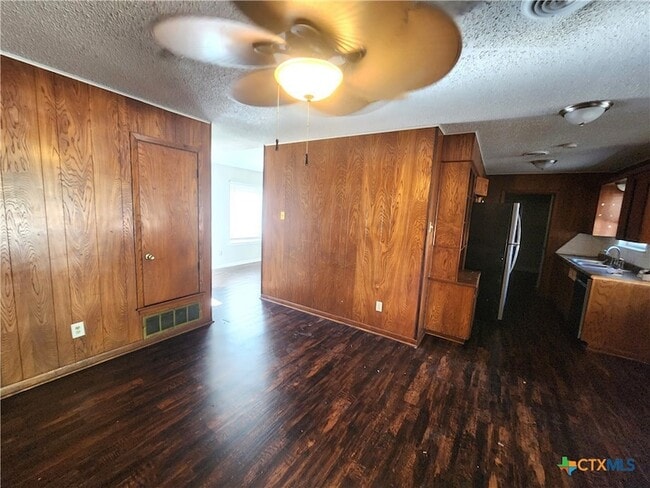 Building Photo - 1509 Ronstan Dr