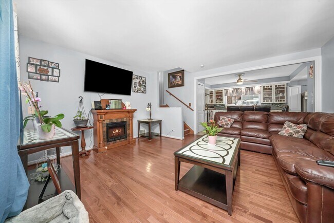 Foto del edificio - 7011 40th Pl