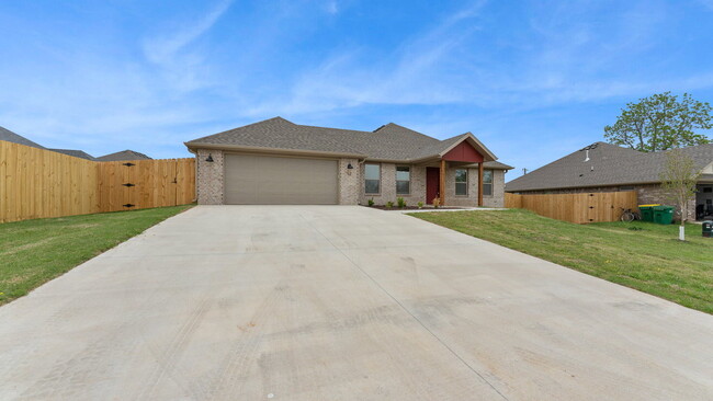Foto del edificio - 52 Watson Ln