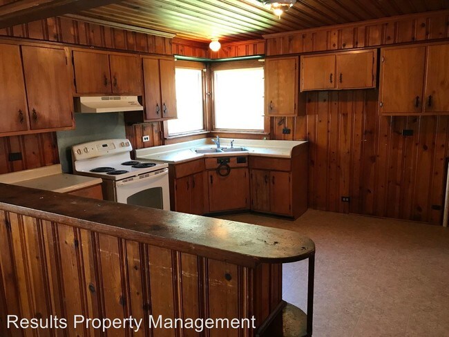 Foto del edificio - 3 br, 1 bath House - 1 Barnard Ave