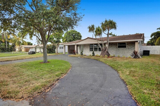 Foto del edificio - 1731 NE 59th Ct