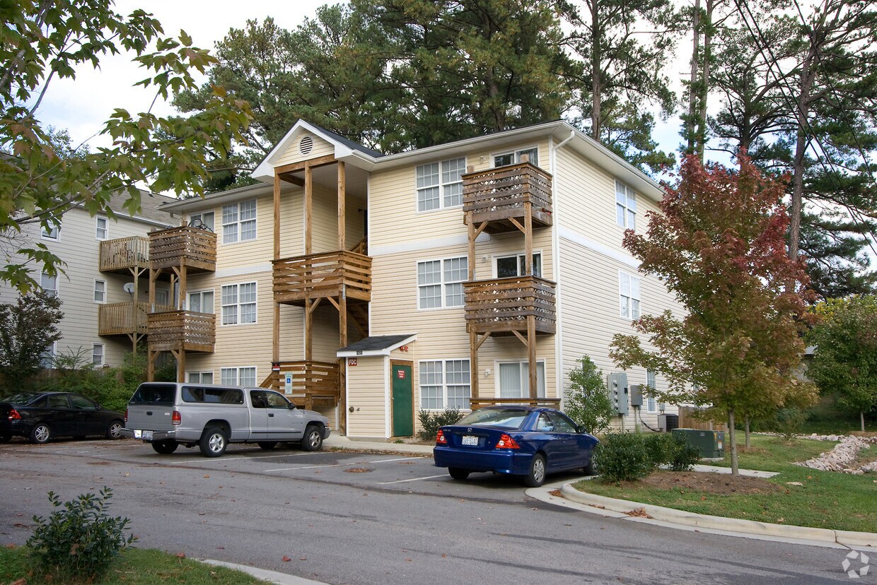 Foto principal - 1021 Carlton Ave