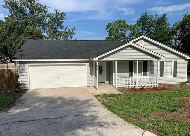 Building Photo - 1357 Lawndale Rd