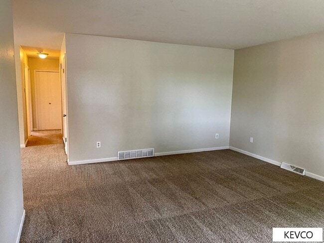 Building Photo - Three Bedroom House Near CSU Vet School