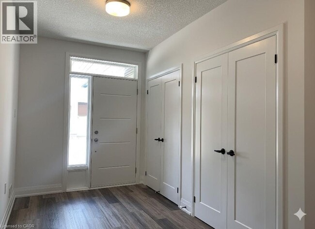 Building Photo - 350 River Rd