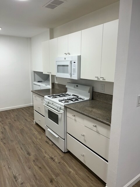 Foto del edificio - 22716 Figueroa St