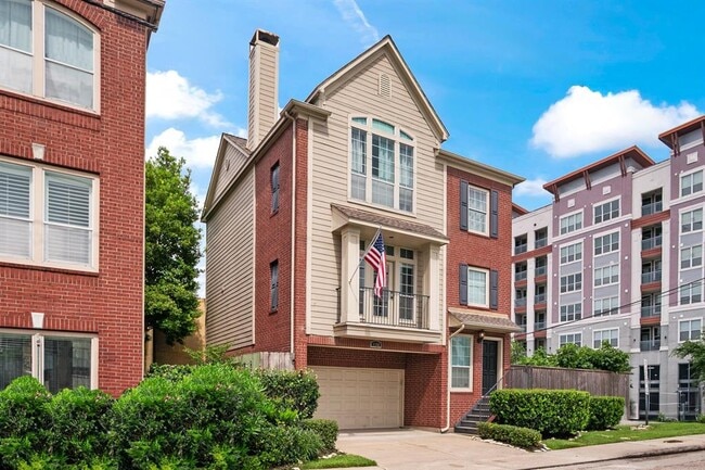Building Photo - 1708 Wilson St