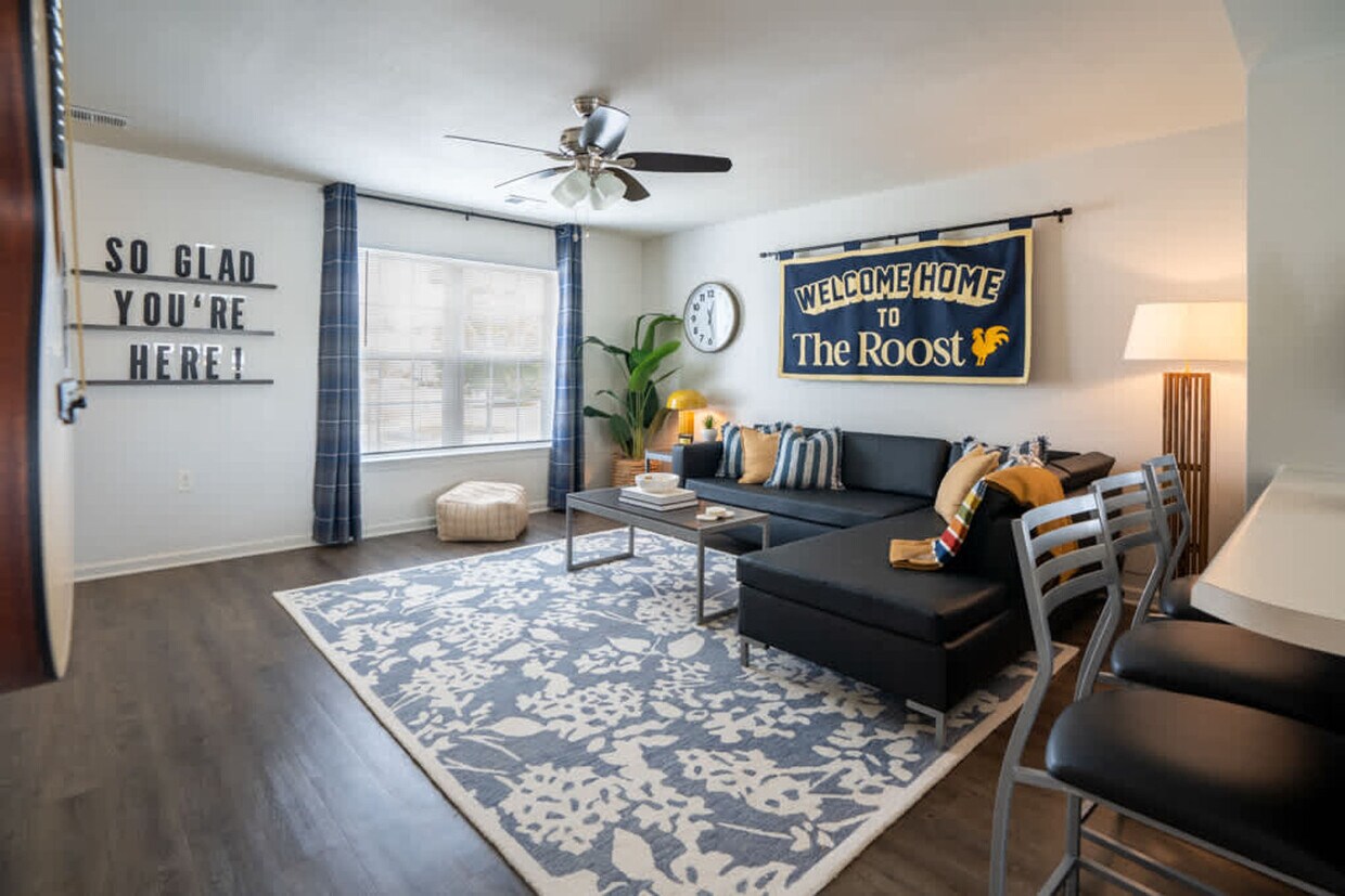 Foto principal - 1051 Southern Dr