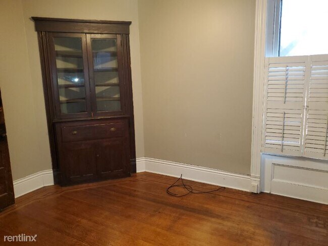 Building Photo - 5 br, 2.5 bath House - 3920 S THIRD