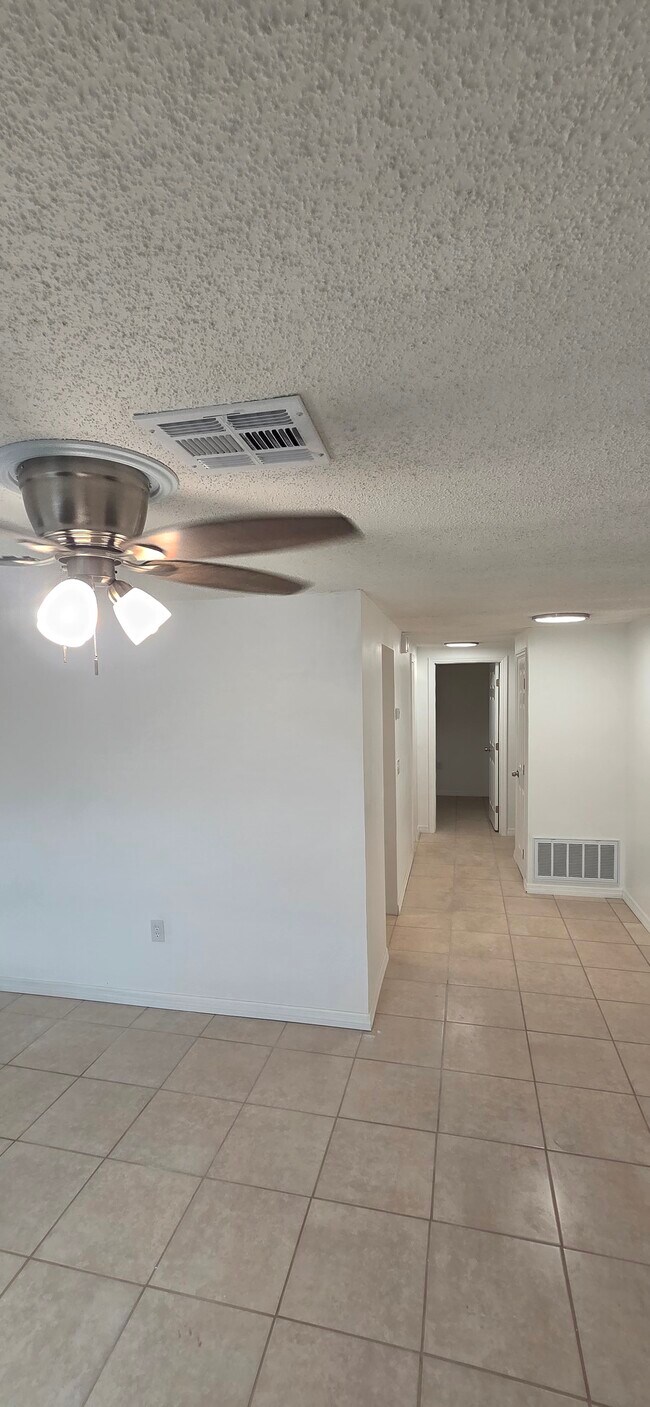 Foto del edificio - 4934 Getner St
