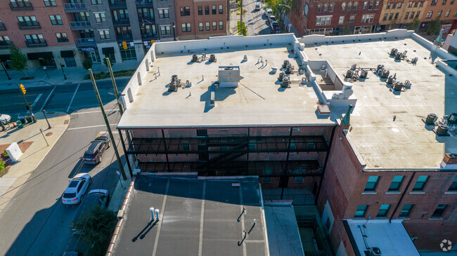 Building Photo - Starr High Studios