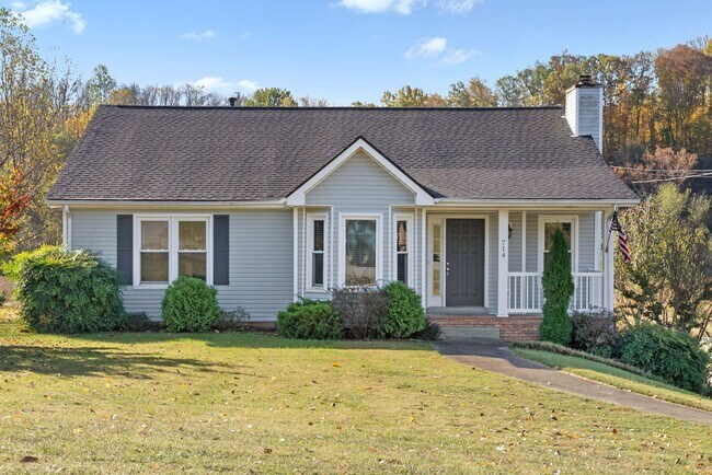 Foto del edificio - 4 Bedroom Home For Rent in St. B Area of Clarksville!