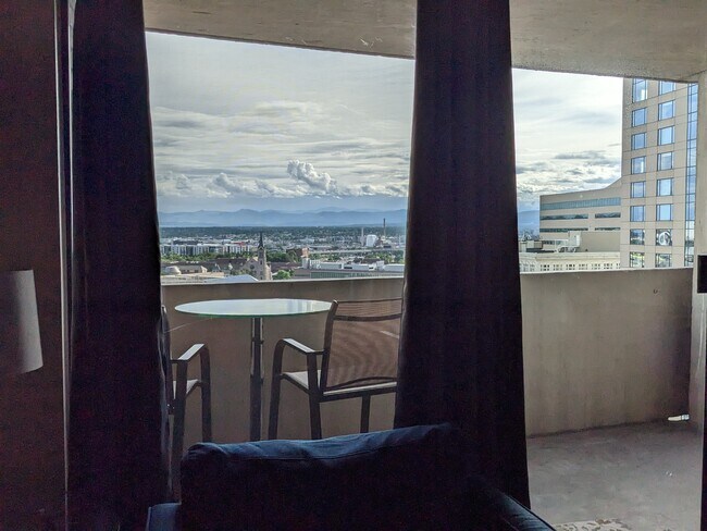 Foto del edificio - 1020 15th St