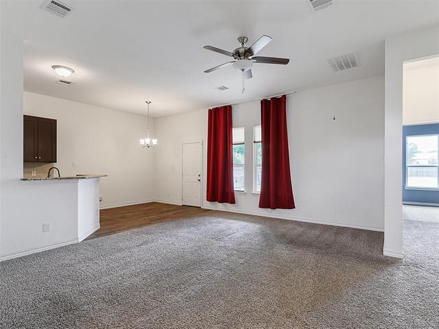 Foto del edificio - 3101 EastCrest Ct