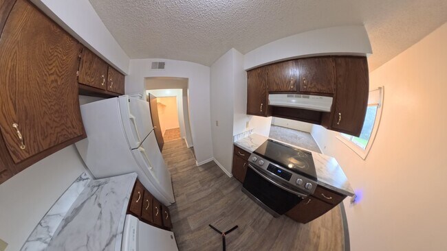 Foto del edificio - 2013 NW Hickory Ln